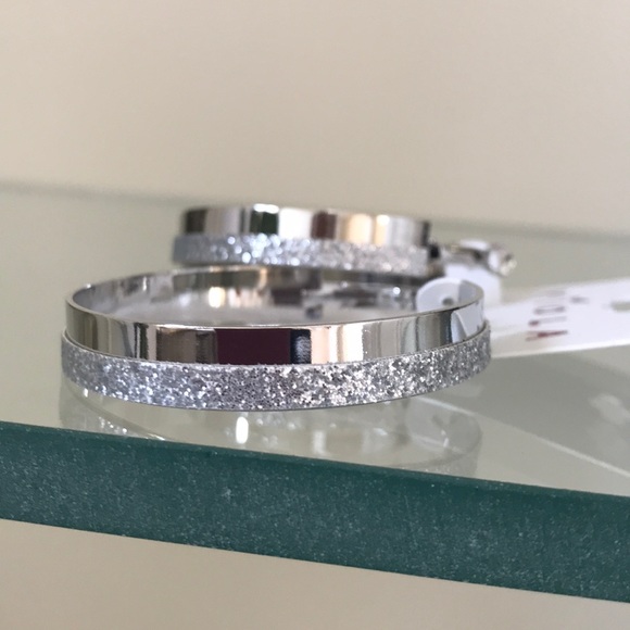 🌈Crushed Crystal Encrusted Hoop Earrings 💎 - Picture 5 of 5